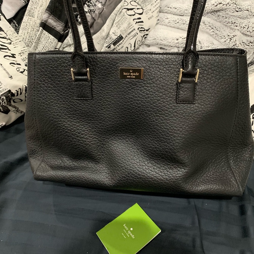 **AUTHENTIC**  Kate spade pebbles black tote